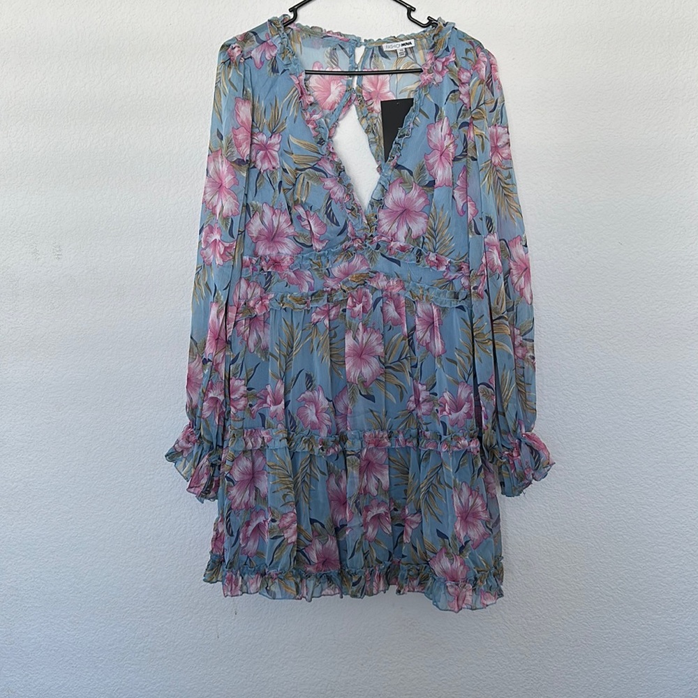 NWT! FashionNova blue floral open back dress